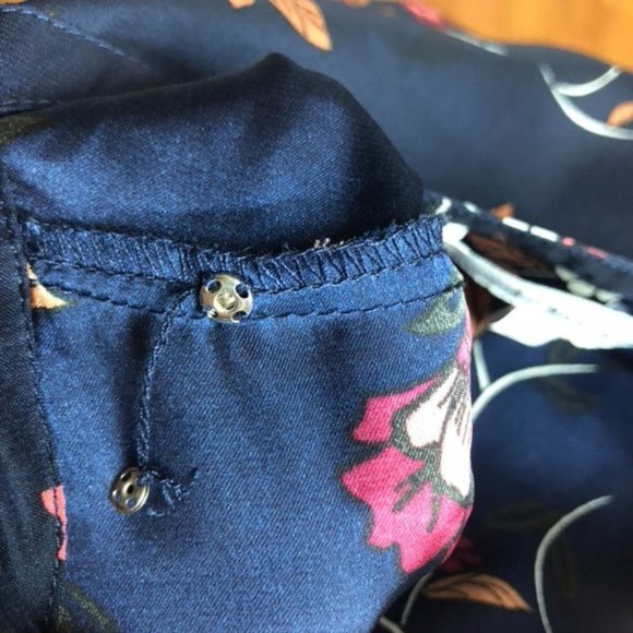 Cupcakes & Cashmere Navy Blue Floral Shift Dress - Picture 7 of 10